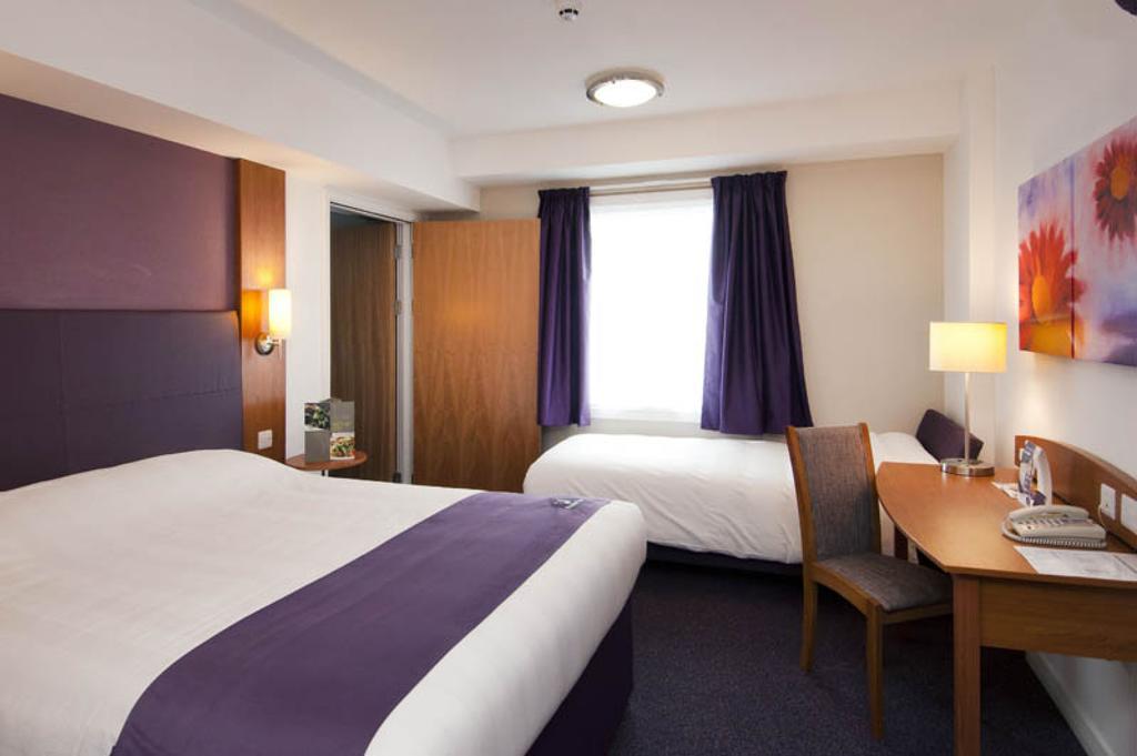 Premier Inn Manchester Bury Habitación foto