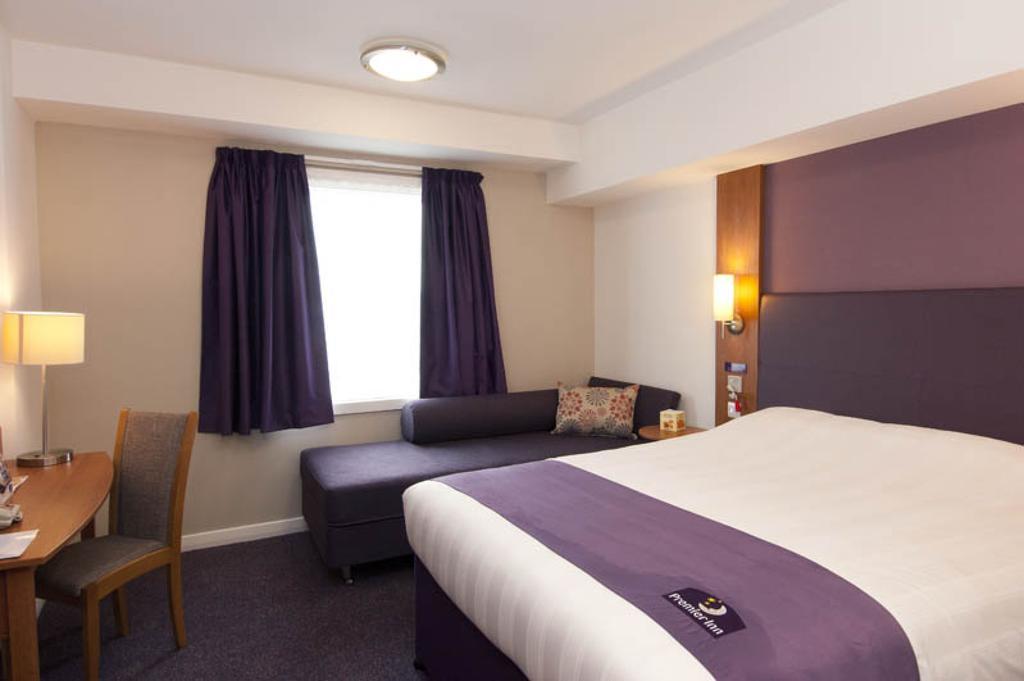 Premier Inn Manchester Bury Habitación foto